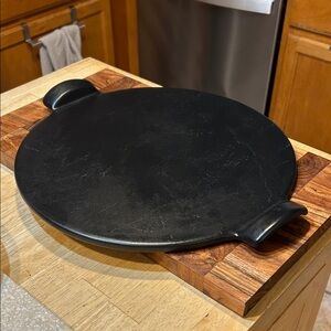Emile Henry Black  Pizza Stone with Handles - Home Kitchen made in France XL